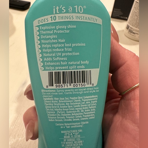 COPY - IT’S A 10 TEN MIRACLE GLOSSING BLOW DRY LEAVE IN * BRAND NEW NEVER OPENE… - Picture 2 of 2
